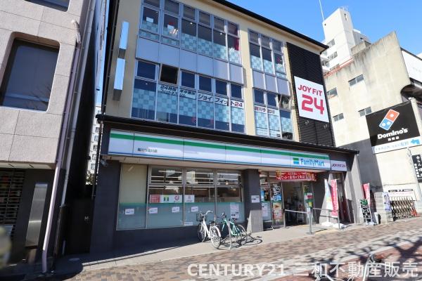 ルヴィラ堀川(ファミリーマート堀川今出川店)