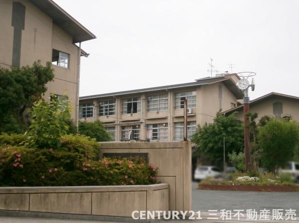 長岡京市高台４丁目の中古一戸建て(長岡京市立長岡第四中学校)