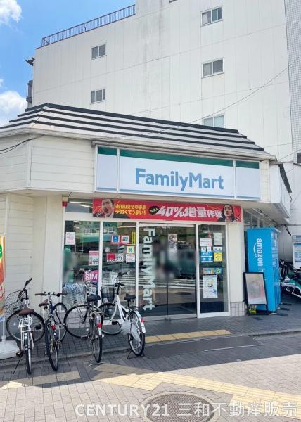 リソシエ今出川室町(ファミリーマート烏丸今出川店)