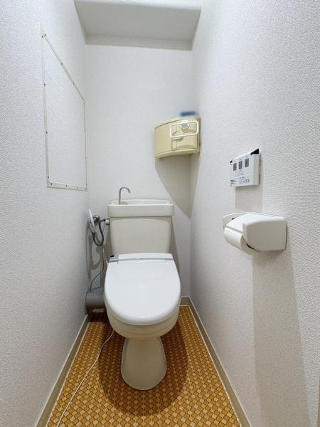 コトーハイツ伏見稲荷A棟(トイレ)