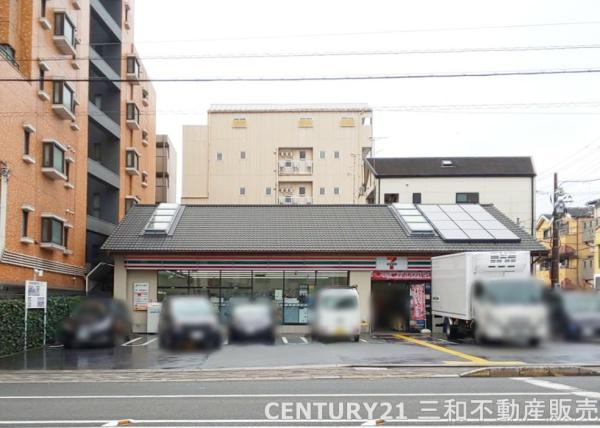 ルミエール二条(セブンイレブン京都出世稲荷前店)