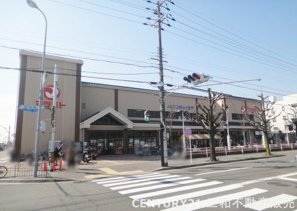 ネオコーポラス島ノ内Ａ棟(スーパーマツモト西小路御池店)