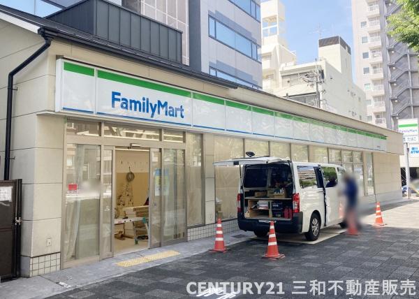 御池パーク・マンション(ファミリーマート御池西洞院店)