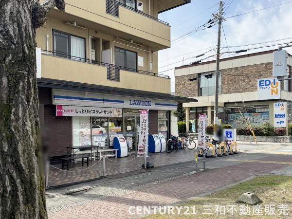 パーク・ハイム宝ヶ池銀杏館(ローソン大鷺店)