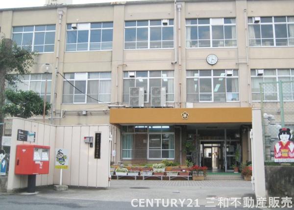 嵐山ロイアルハイツ６号棟(京都市立梅津小学校)