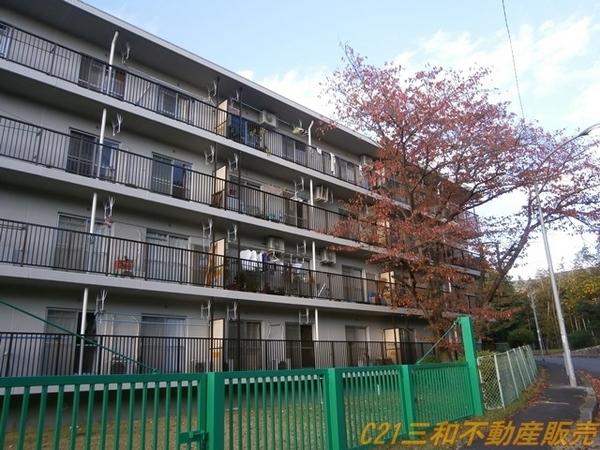 醍醐上ノ山団地A3棟