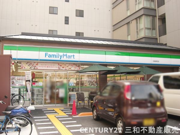 プレサンス京都四条烏丸(ファミリーマート五条新町店)