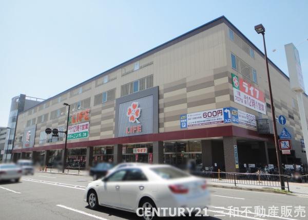 ブランシエラ二条城(ライフ二条駅前店)