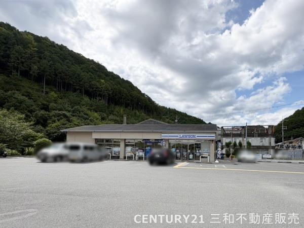 シェモア広沢北(ローソン京都高雄店)