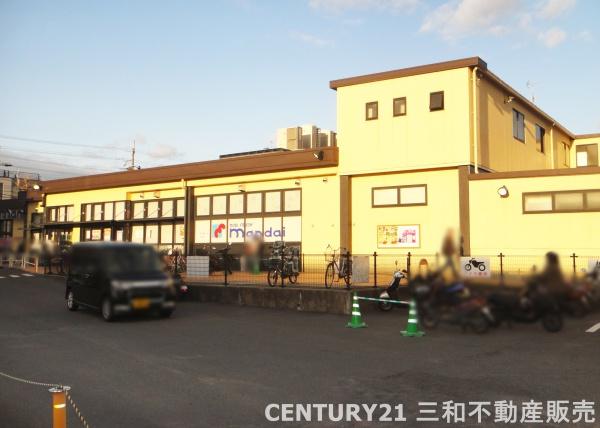 シェモア広沢北(万代嵯峨広沢店)