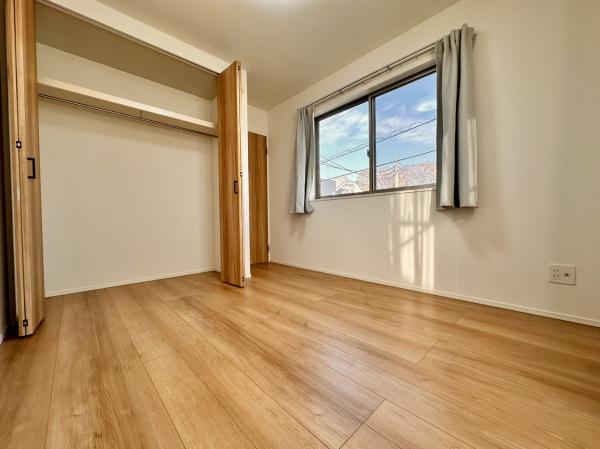 さいたま市見沼区大字西山村新田の中古一戸建て(洋室)