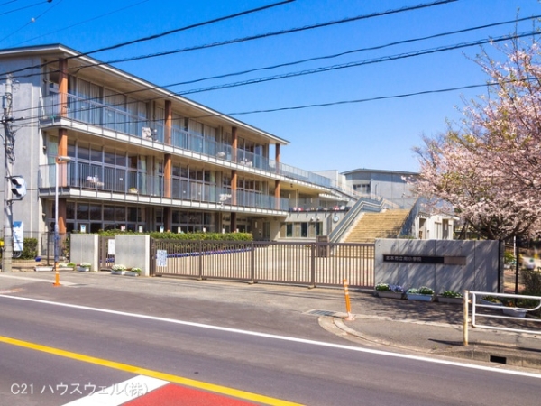 北本市下石戸5丁目の土地(北本市立南小学校)