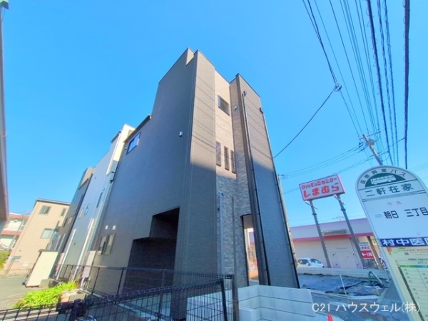 川口市朝日４丁目の新築一戸建