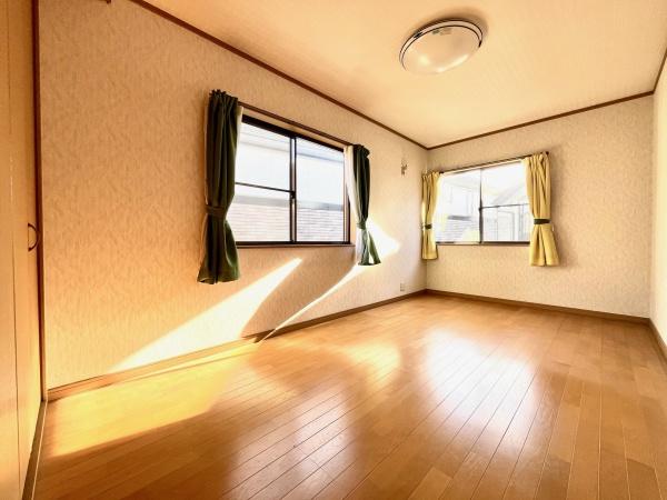 上尾市小泉８丁目の中古一戸建て