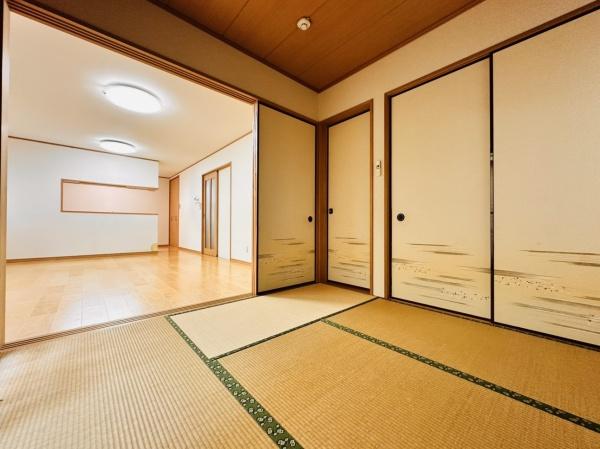 鴻巣市小松３丁目の中古一戸建て