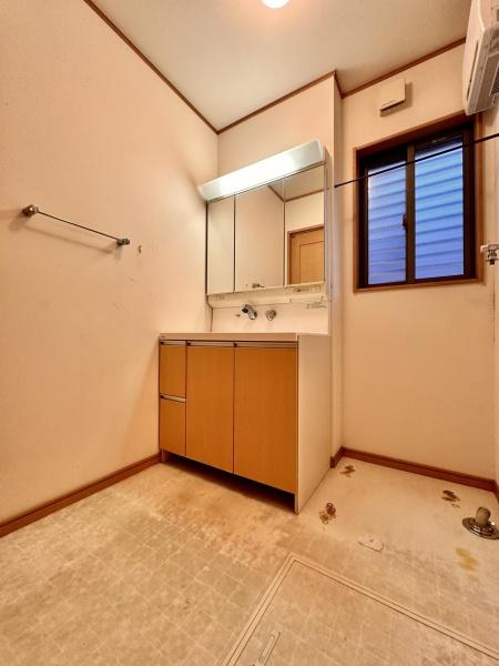 鴻巣市小松３丁目の中古一戸建て
