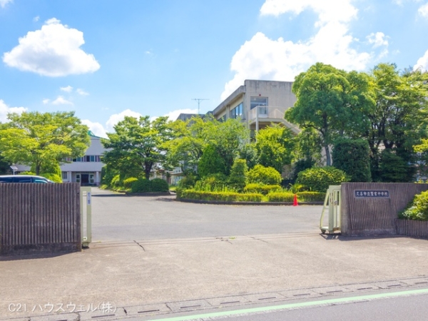久喜市鷲宮4丁目の新築一戸建(久喜市立鷲宮中学校)