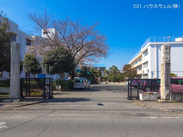 北足立郡伊奈町中央1丁目の新築一戸建(伊奈町立小室小学校)