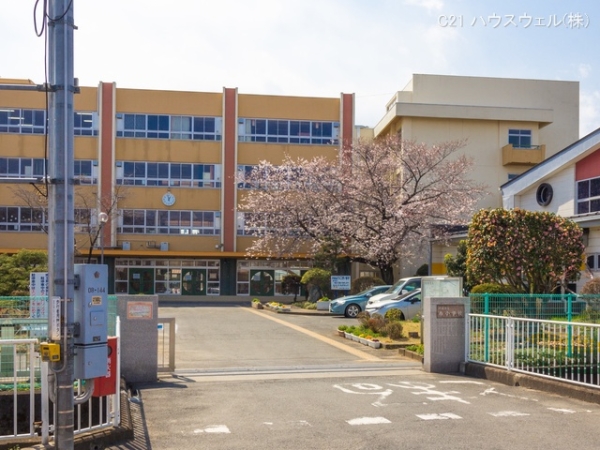 北本市西高尾8丁目の土地(北本市立西小学校)