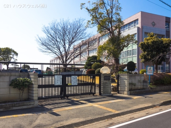北本市西高尾8丁目の土地(北本市立北本中学校)