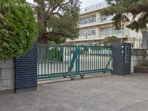 さいたま市見沼区大字東宮下の土地(さいたま市立七里小学校)