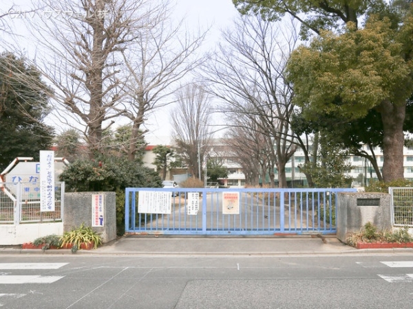 蕨市塚越７丁目の新築一戸建(蕨市立東中学校)