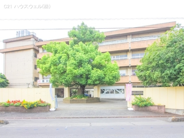 上尾市大字平塚の新築一戸建(上尾市立東中学校)