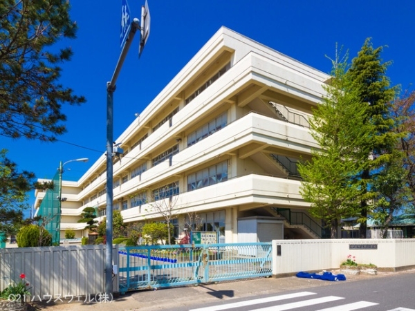 北足立郡伊奈町栄5丁目の土地(伊奈町立南小学校)