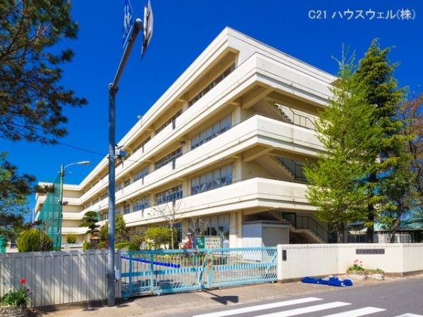 北足立郡伊奈町栄5丁目の土地(伊奈町立南小学校)