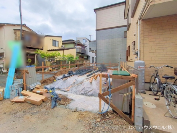 さいたま市南区松本３丁目の新築一戸建