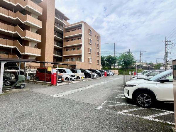 ガーデン富士森ヒルトップビュー(駐車場)