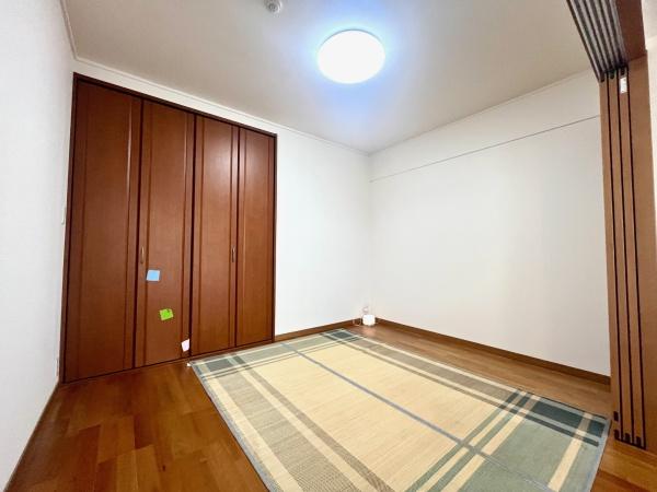 ガーデン富士森ヒルトップビュー(洋室)