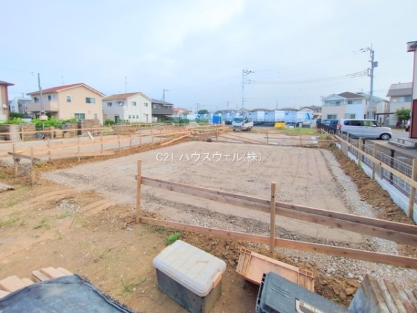 北足立郡伊奈町西小針１丁目の新築一戸建