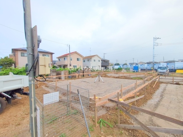 北足立郡伊奈町西小針１丁目の新築一戸建