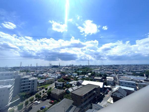コスモシティ鳩ケ谷駅前