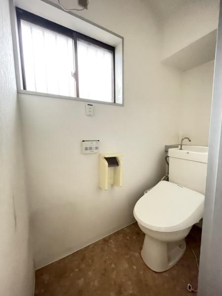 さいたま市岩槻区大字小溝の中古一戸建て(トイレ)