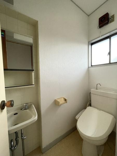 さいたま市岩槻区大字小溝の中古一戸建て(トイレ)