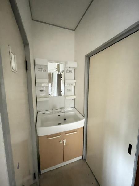 さいたま市岩槻区大字小溝の中古一戸建て(洗面台・洗面所)