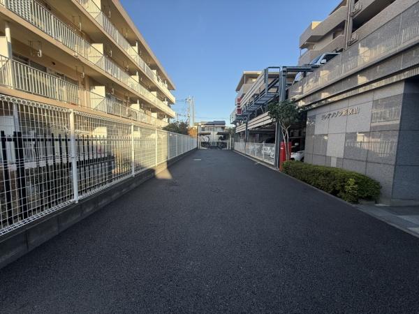 クレアメゾン新狭山