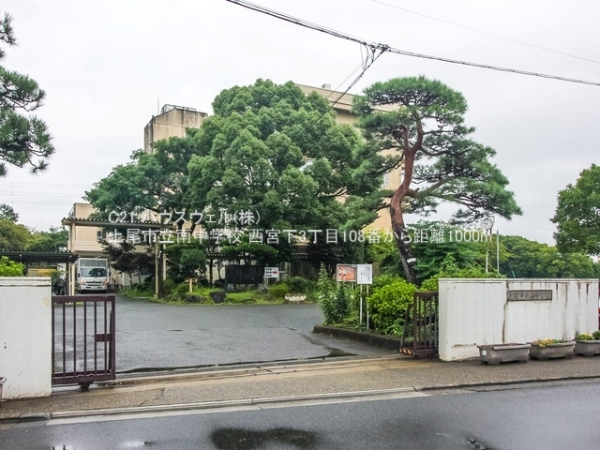上尾市西宮下３丁目の新築一戸建(上尾市立南中学校)