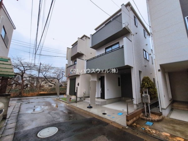川口市戸塚東４丁目の新築一戸建