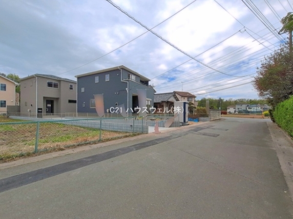 北足立郡伊奈町中央１丁目の新築一戸建