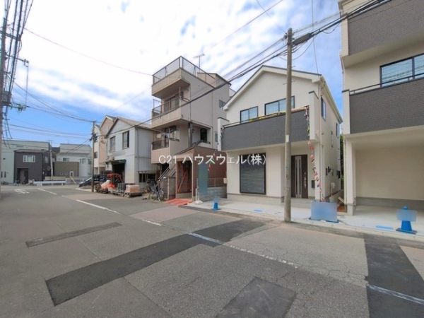 川口市上青木３丁目の新築一戸建