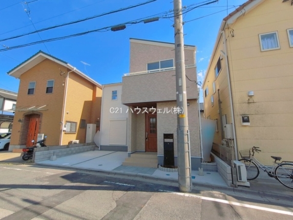 川口市安行出羽４丁目の新築一戸建