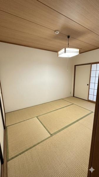 ワコーレロイヤルガーデン北本G棟