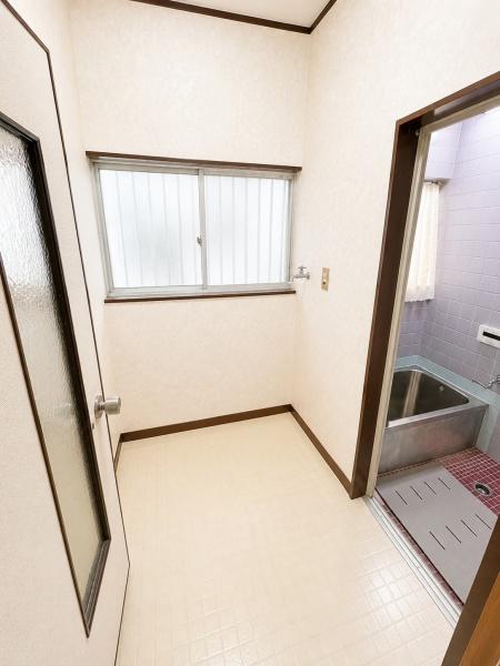 北足立郡伊奈町大字小室の中古一戸建て