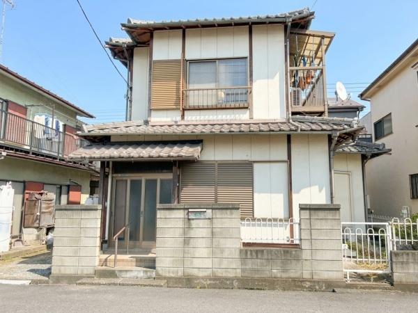 入間郡毛呂山町中央３丁目の中古一戸建