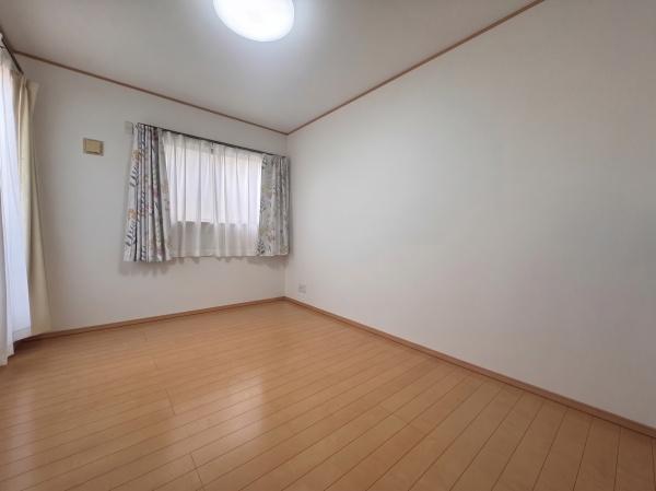 北足立郡伊奈町学園１丁目の中古一戸建て