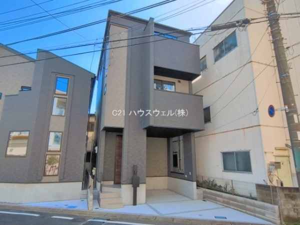 川口市南鳩ヶ谷4丁目の新築一戸建