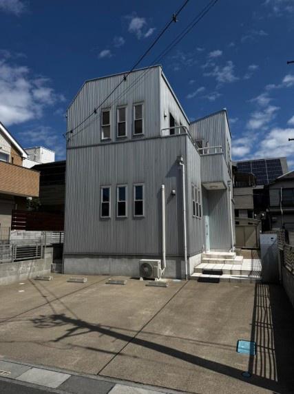 川口市鳩ヶ谷本町４丁目の中古一戸建